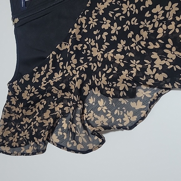 Tommy Hilfiger Black and Tan Romantin Whimsy Floral Chiffon Ruffle Dress - Picture 3 of 11